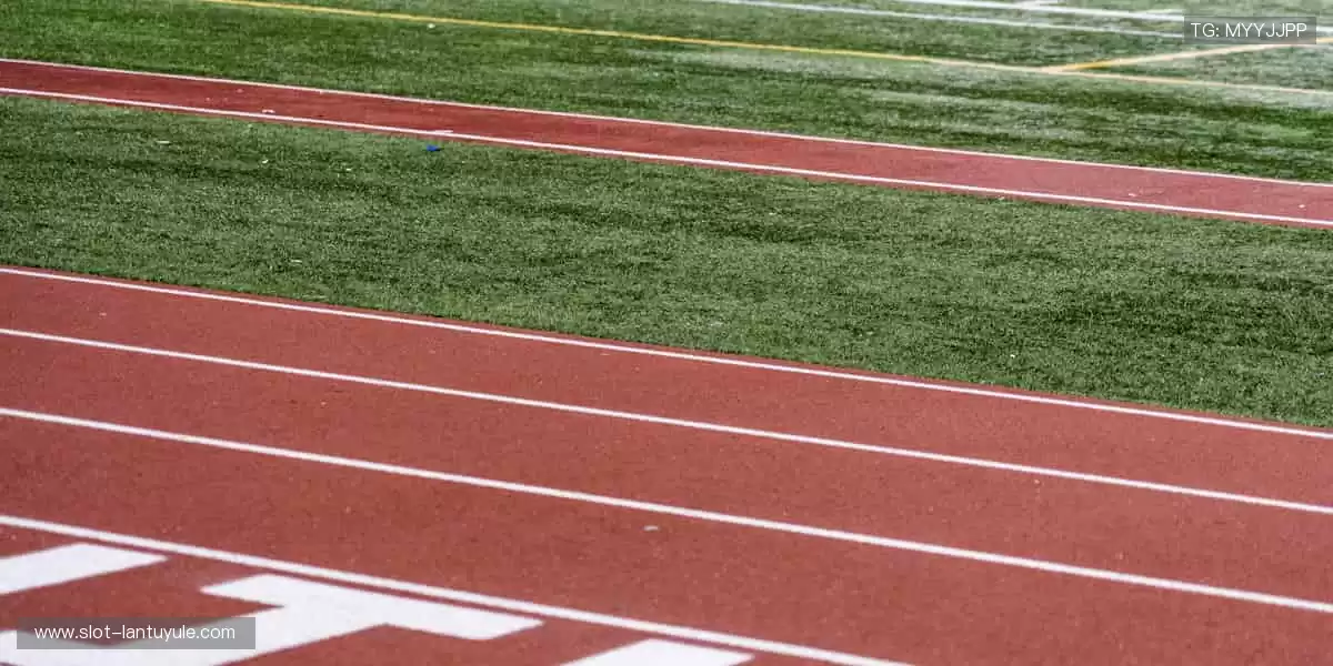 从训练场到直播间,我们与你同在!🏟️📱